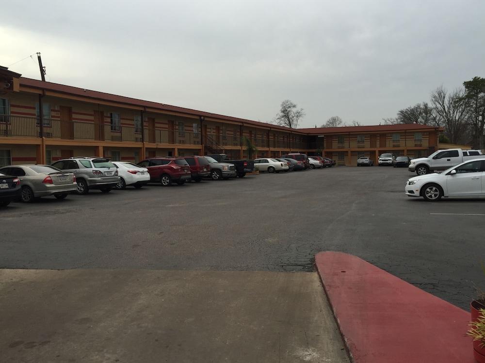 Bestway Inn Houston Exterior photo